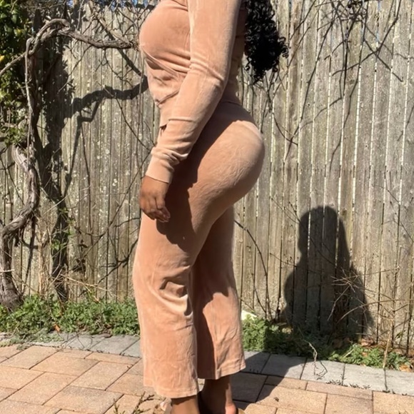 Juicy Couture Tracksuit Set - Picture 4 of 9